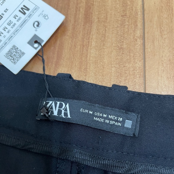 Zara Black High Waisted Tailored Short Trouser New With Tags Medium - Picture 4 of 8
